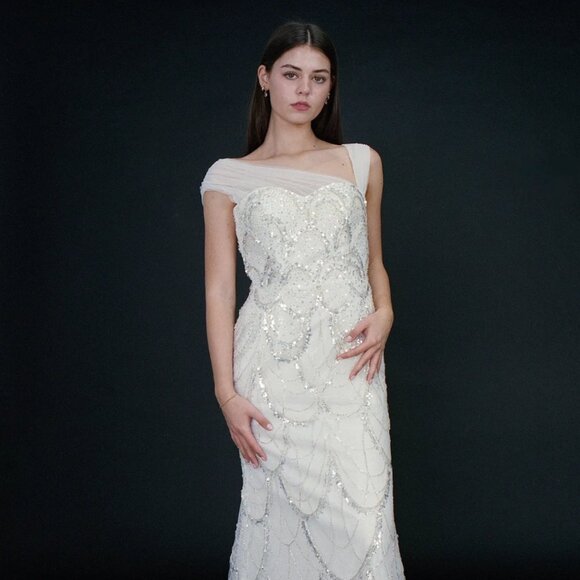 New with Tag, sparkling wedding gown